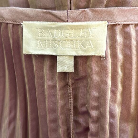 Badgley Mischka Pleated Iridescent Wrap Skirt Size 6 - Picture 3 of 5